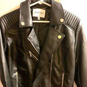 Women large Kendall and Kylie black moto jacket